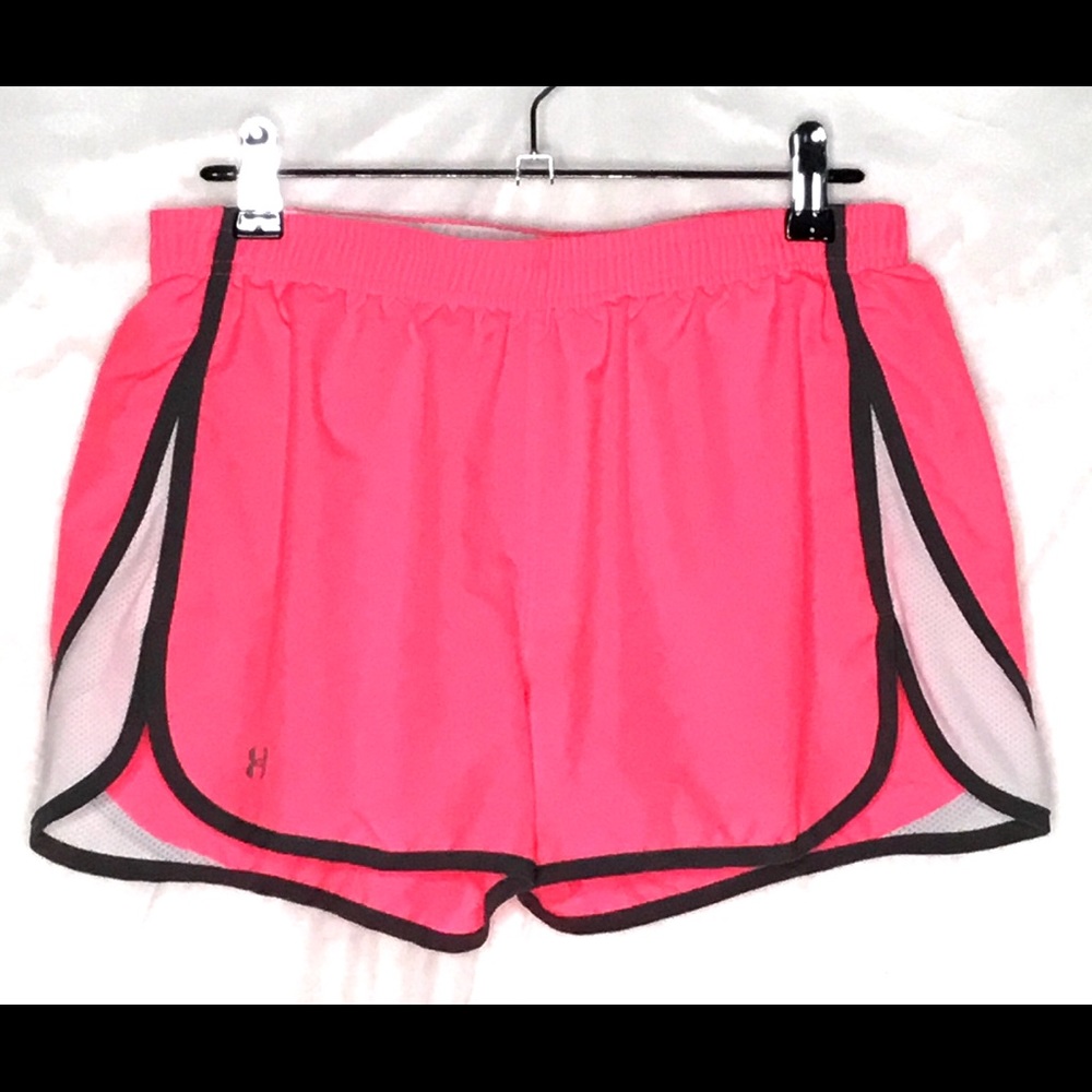 💎Under Armour Womens Hot Pink Running Shorts Medium Athletic